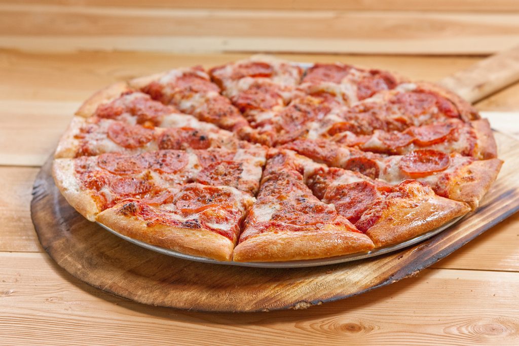 pepperoni pizza pie